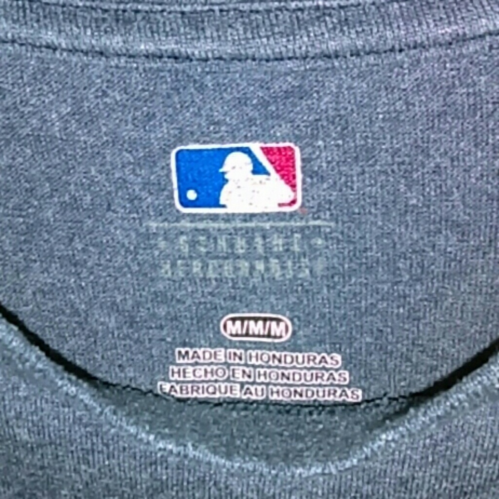 MLB Detroit Tigers Baseball Women's Tee Size medium - Picture 4 of 5
